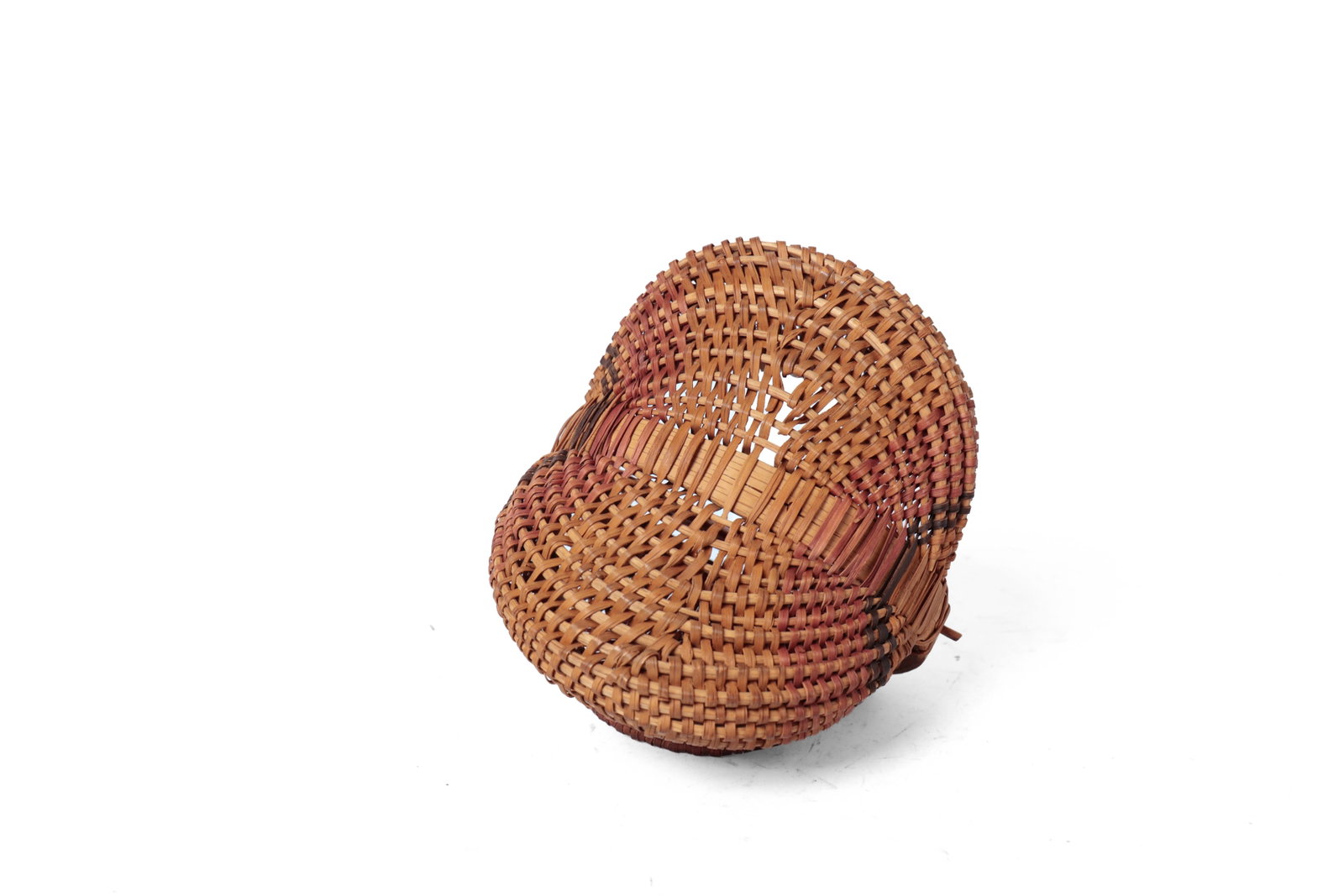 TWO LIDDED BASKETS. - 16