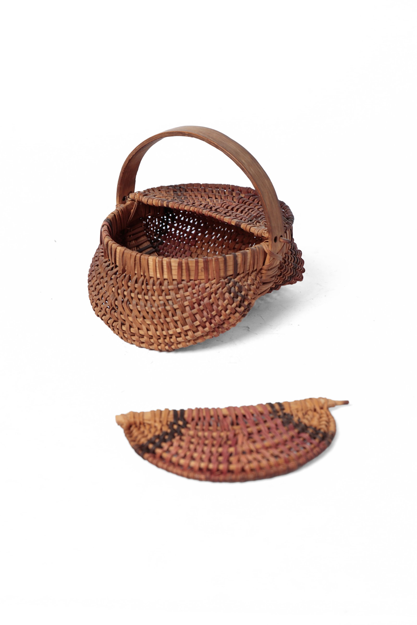 TWO LIDDED BASKETS. - 17