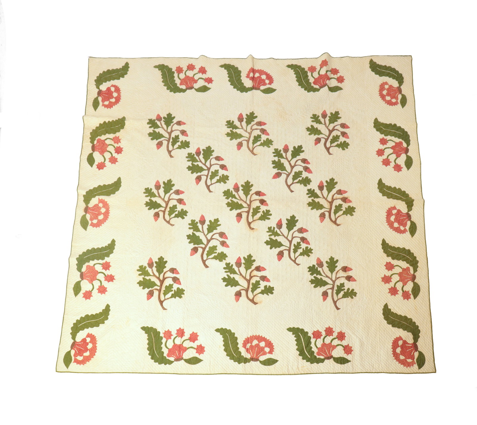 WONDERFUL ACORN AND OAK LEAF PATTERN APPLIQUE QUILT BY ESTHER G. RICHMOND, DATED 1844. (1 of 4)