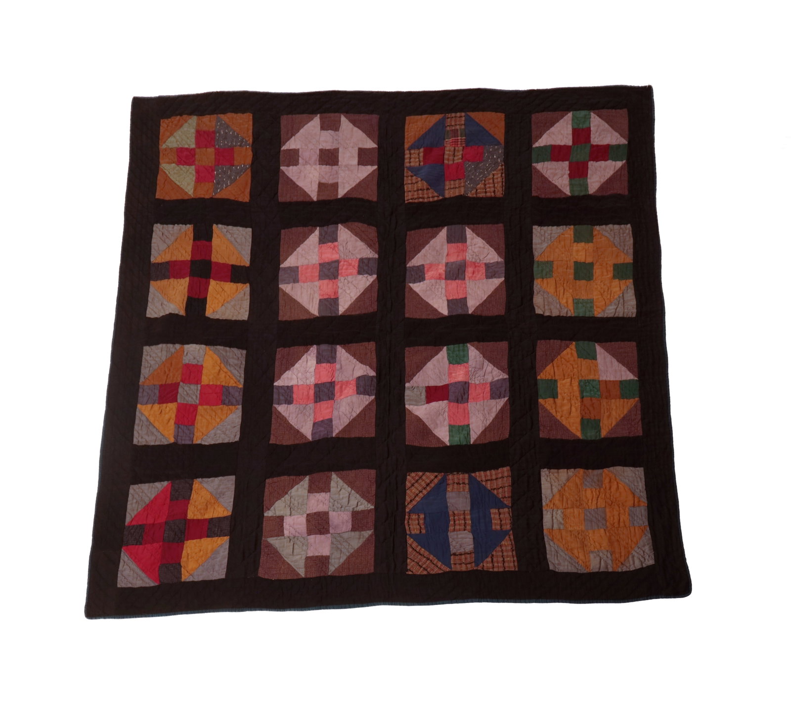 AMISH HAND-STITCHED AND PIECED COTTON SIXTEEN-BLOCK QUILT. (1 of 6)