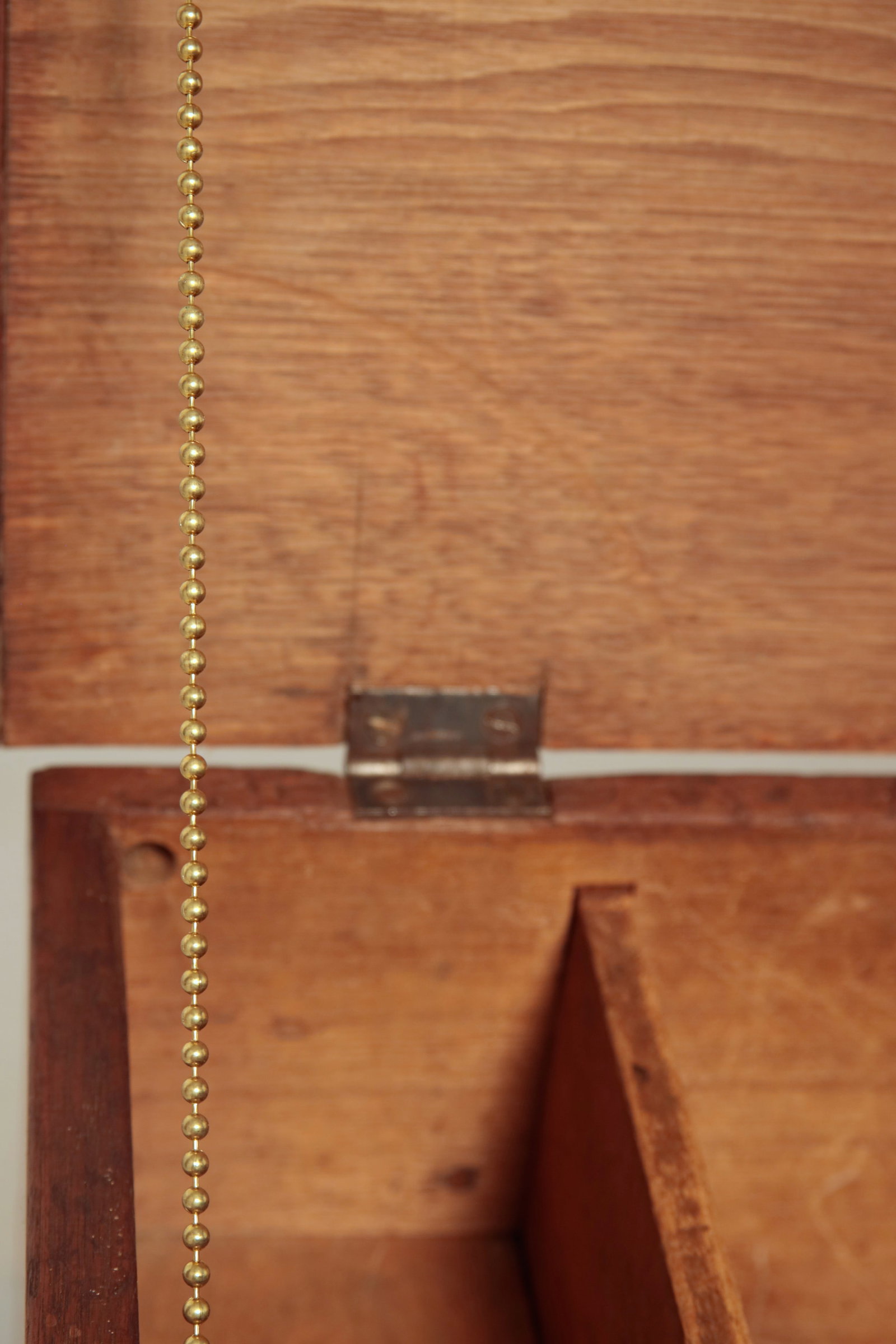 WALNUT BLANKET CHEST. - 8