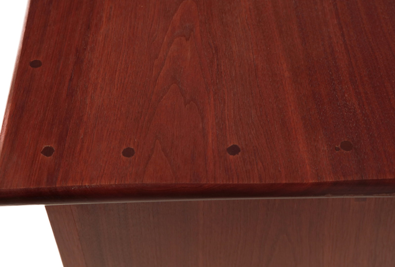 CUPBOARD TOP AND BASE. - 9