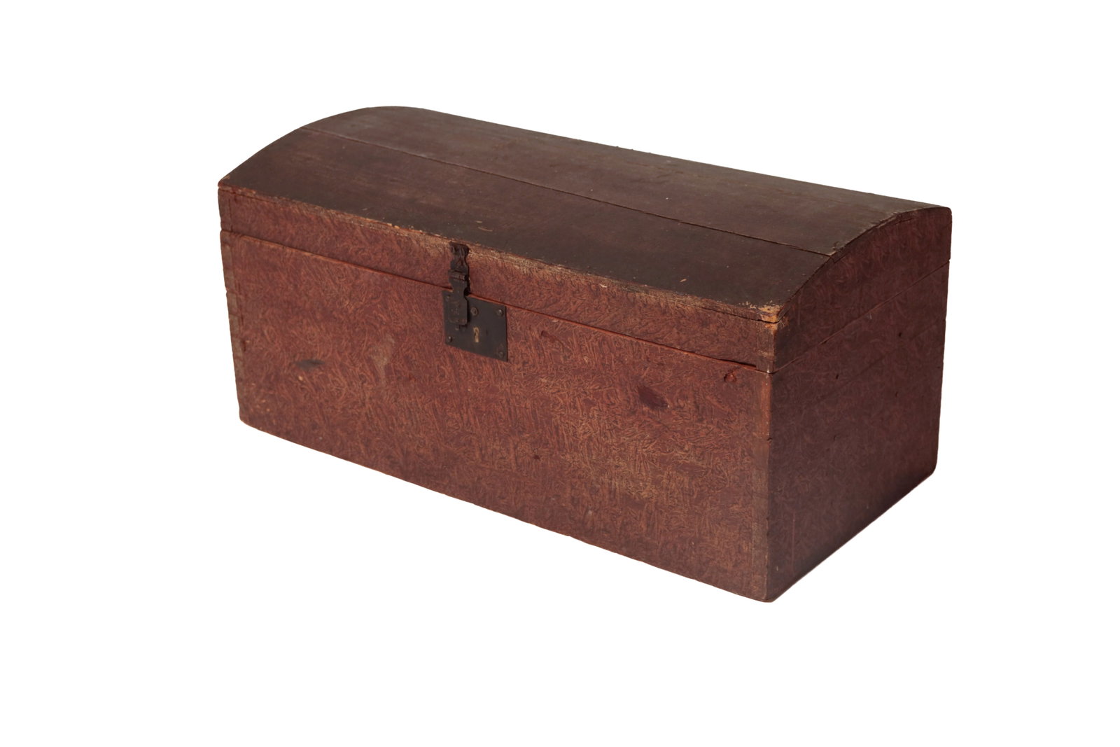 DOVETAILED DOME TOP TRUNK WITH ORIGINAL VINEGAR GRAIN PAINTED DECORATION.: DOVETAILED DOME TOP TRUNK WITH ORIGINAL VINEGAR GRAIN PAINTED DECORATION. American, 19th Century. Dovetailed case and lid with all-over reddish brown over ochre decoration. Top with age splits and