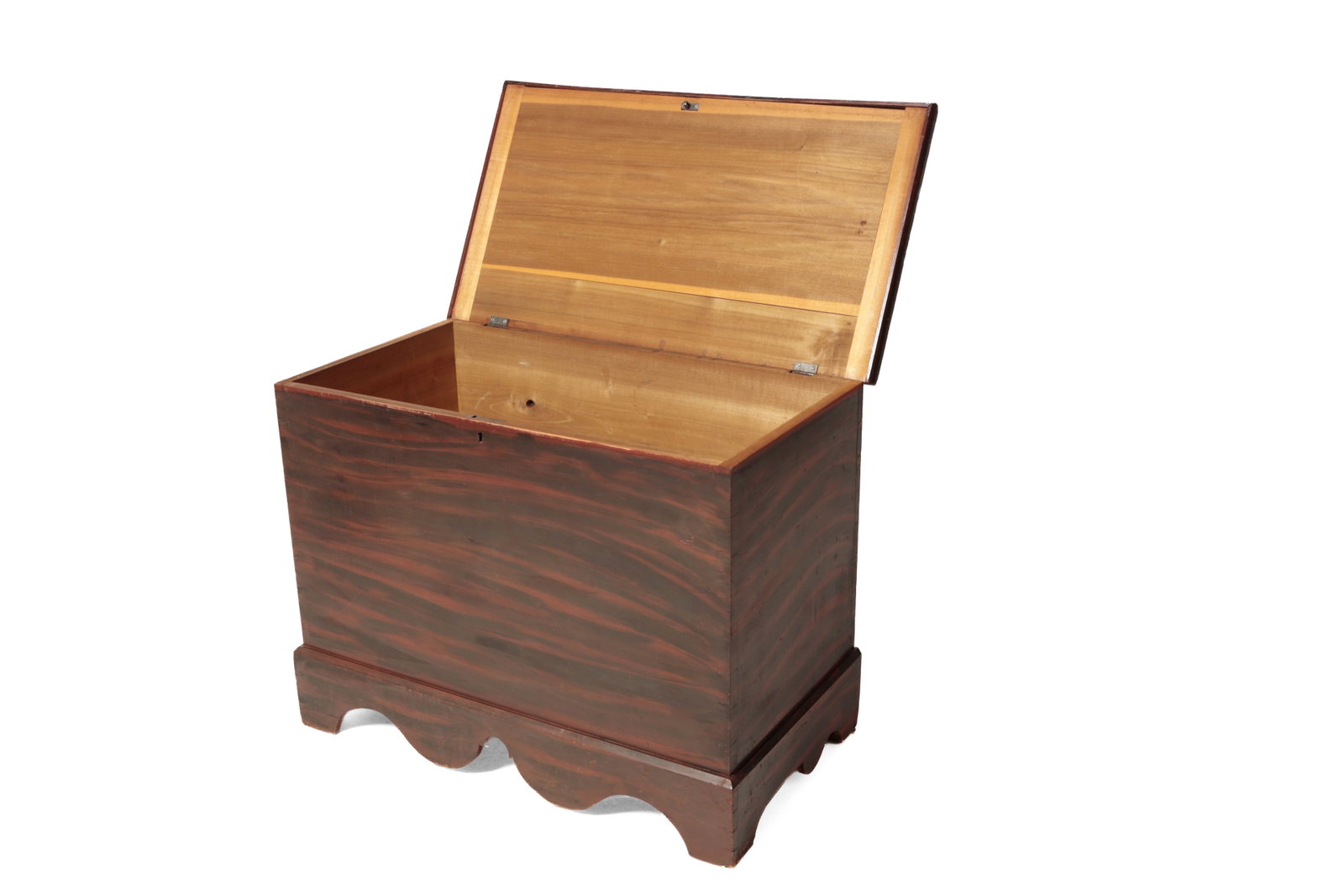 OHIO GRAIN-PAINTED BLANKET CHEST. (1 of 10)