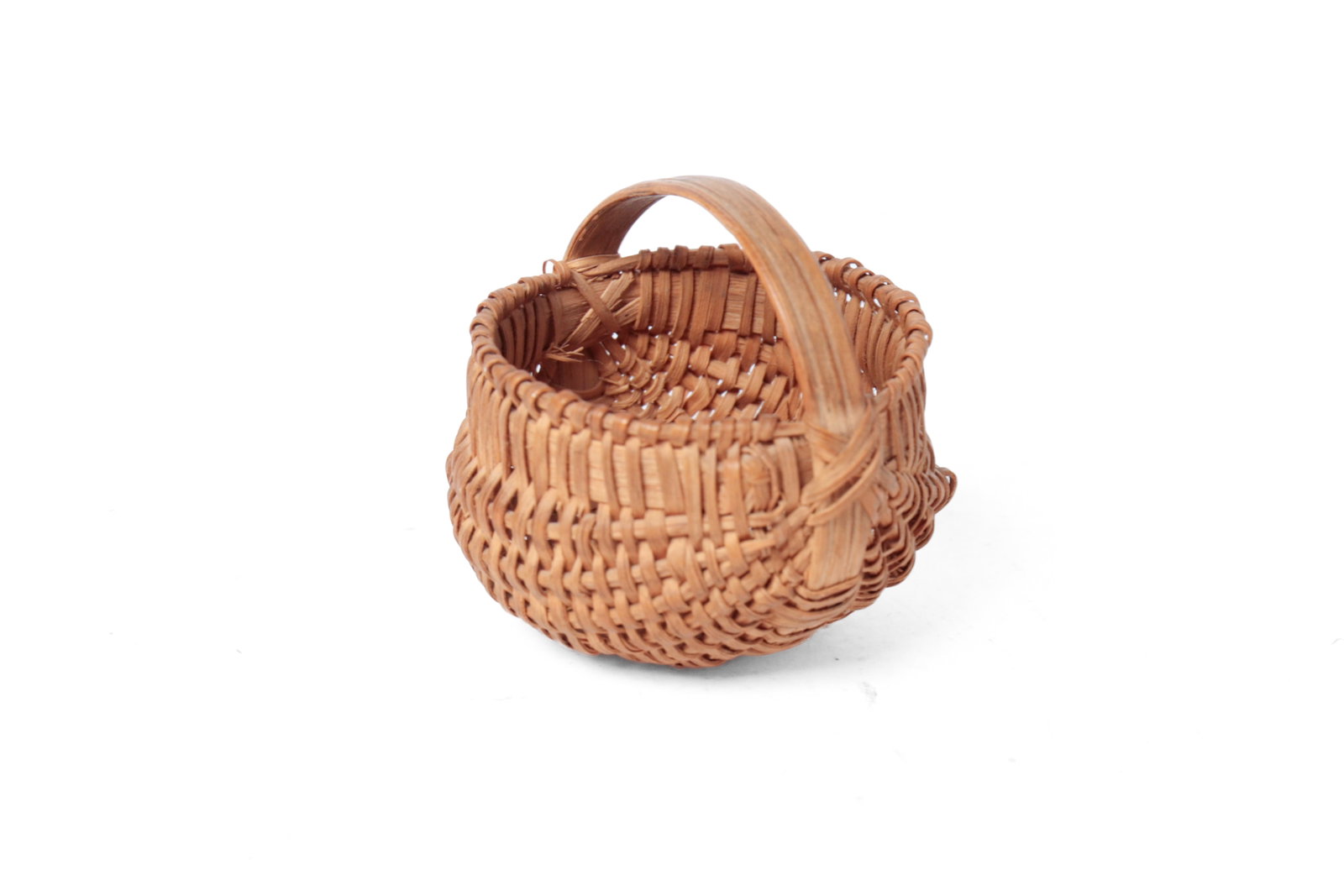 TWO MINIATURE WOVEN SPLIT BUTTOCKS BASKETS. - 3