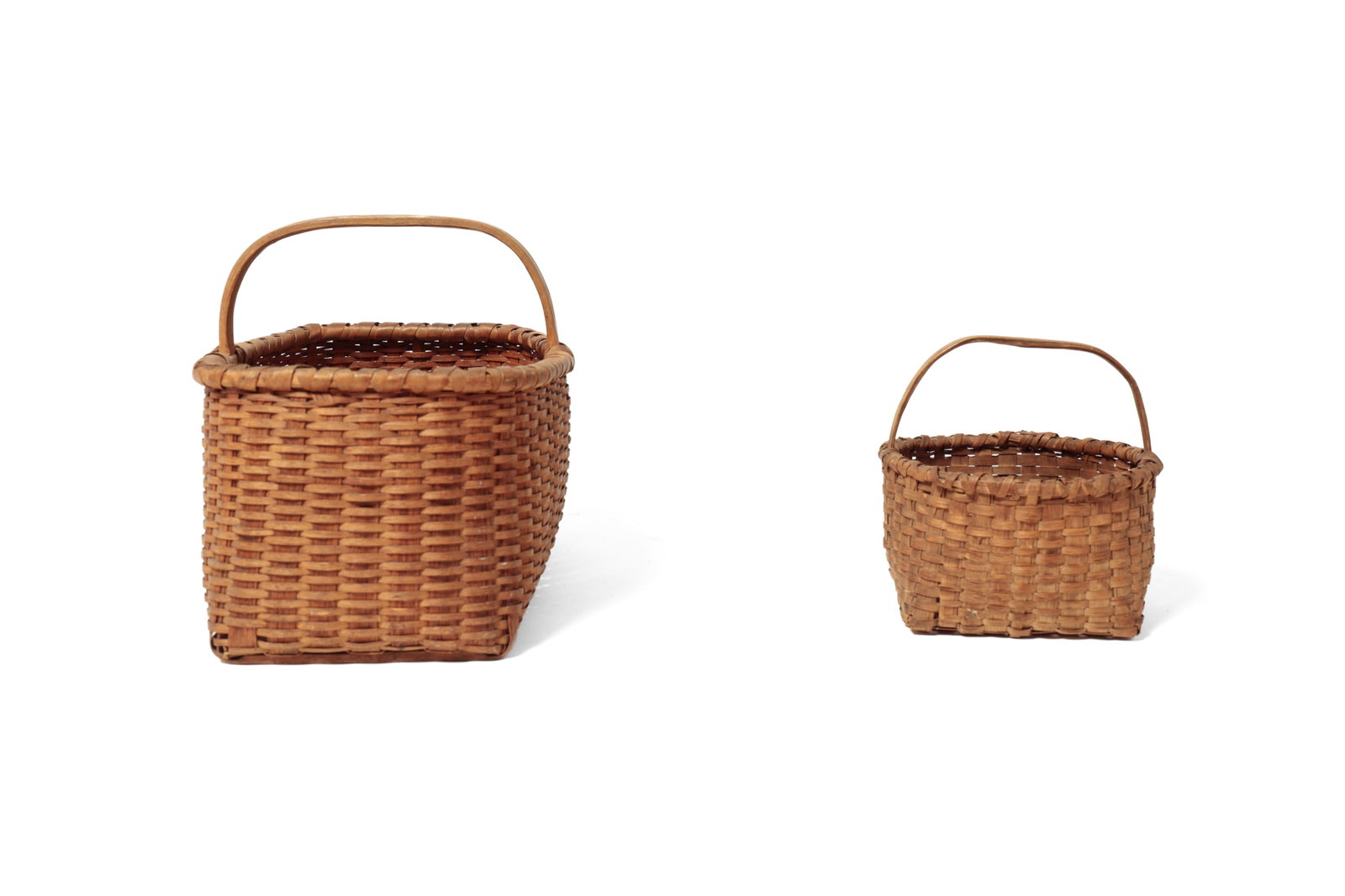 FOUR HANDLED WOVEN SPLIT BASKETS. - 3