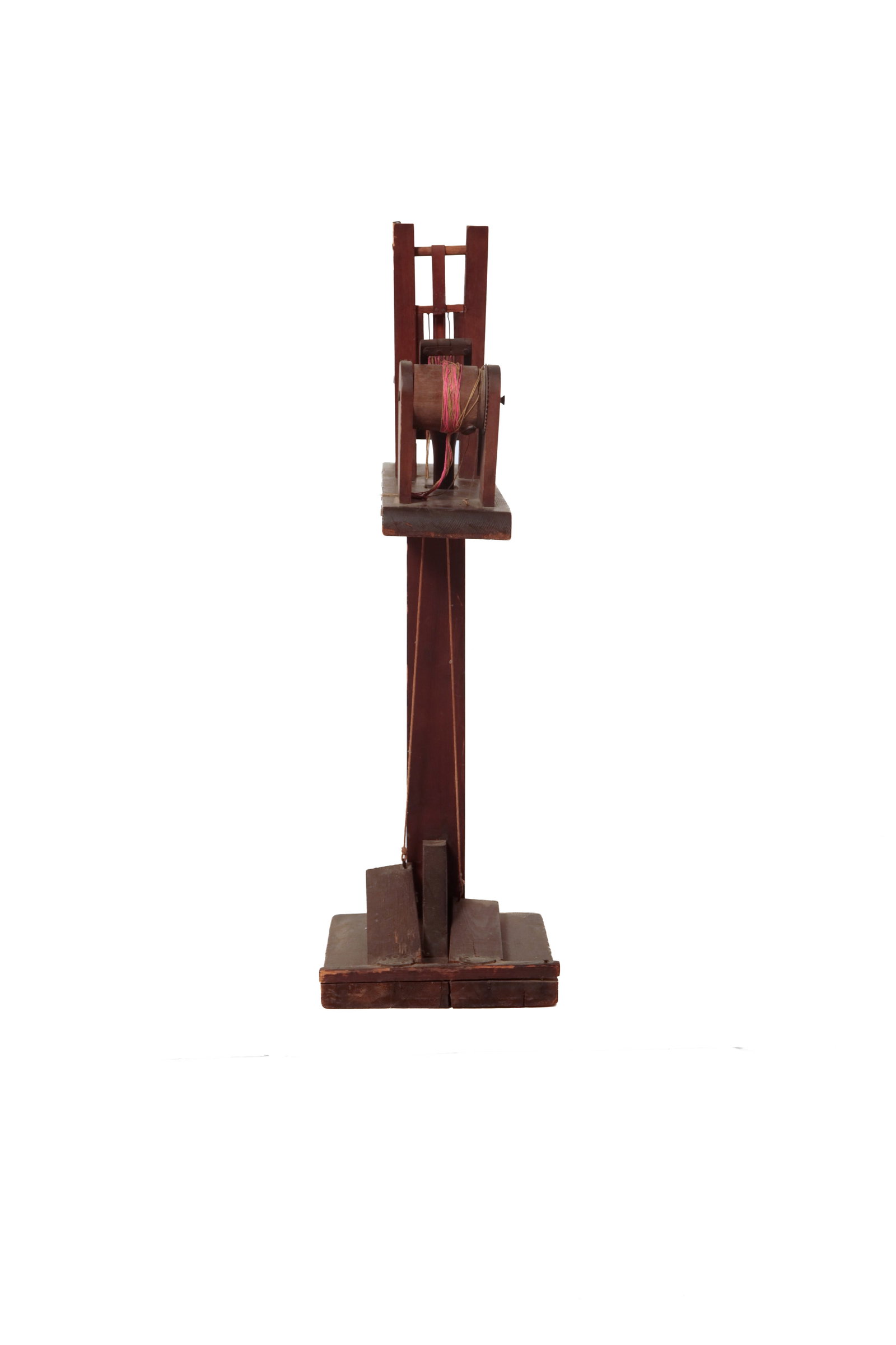 SHAKER STANDING TAPE LOOM. - 3