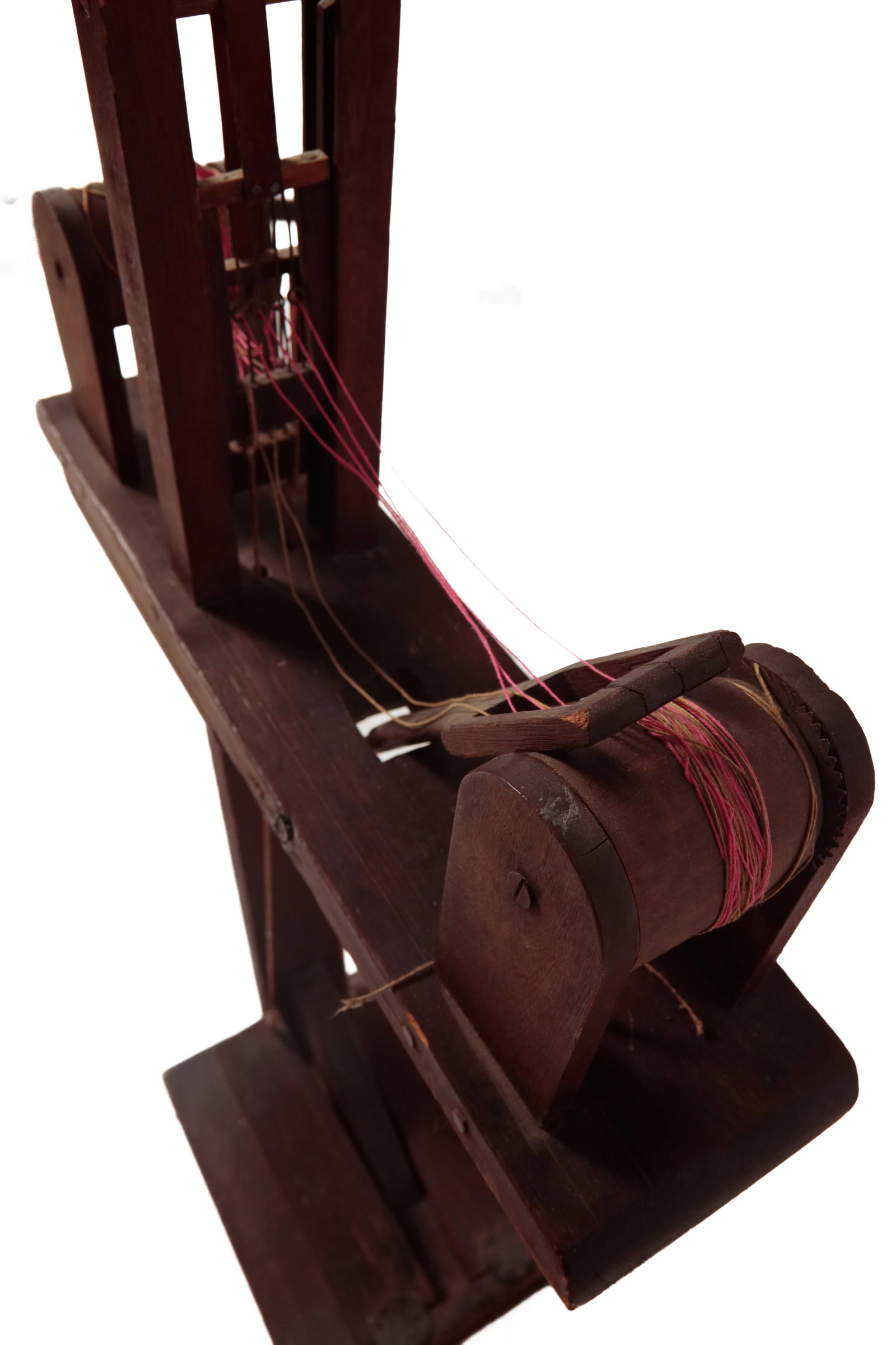 SHAKER STANDING TAPE LOOM. - 8