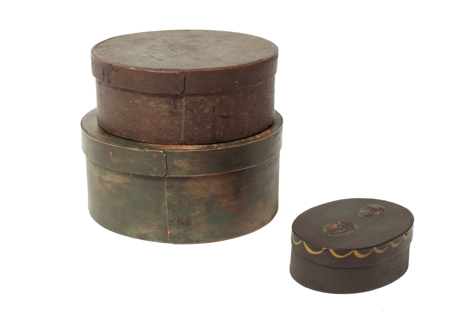 TWO BENTWOOD PANTRY BOXES WITH ORIGINAL PAINT AND A PAINTED OVAL BOX. (1 of 10)