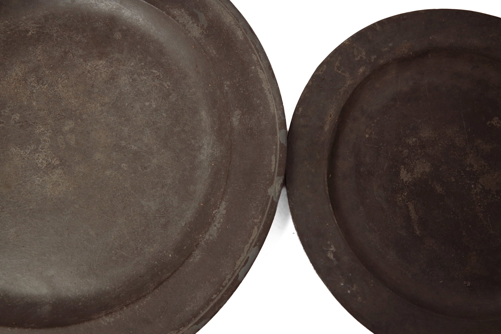 TWO PEWTER CHARGERS. - 5