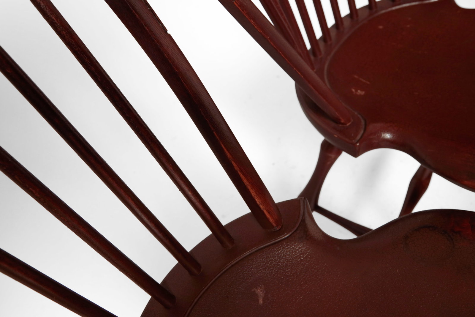 FOUR D.R.DIMES BOWBACK WINDSOR SIDE CHAIRS. - 8