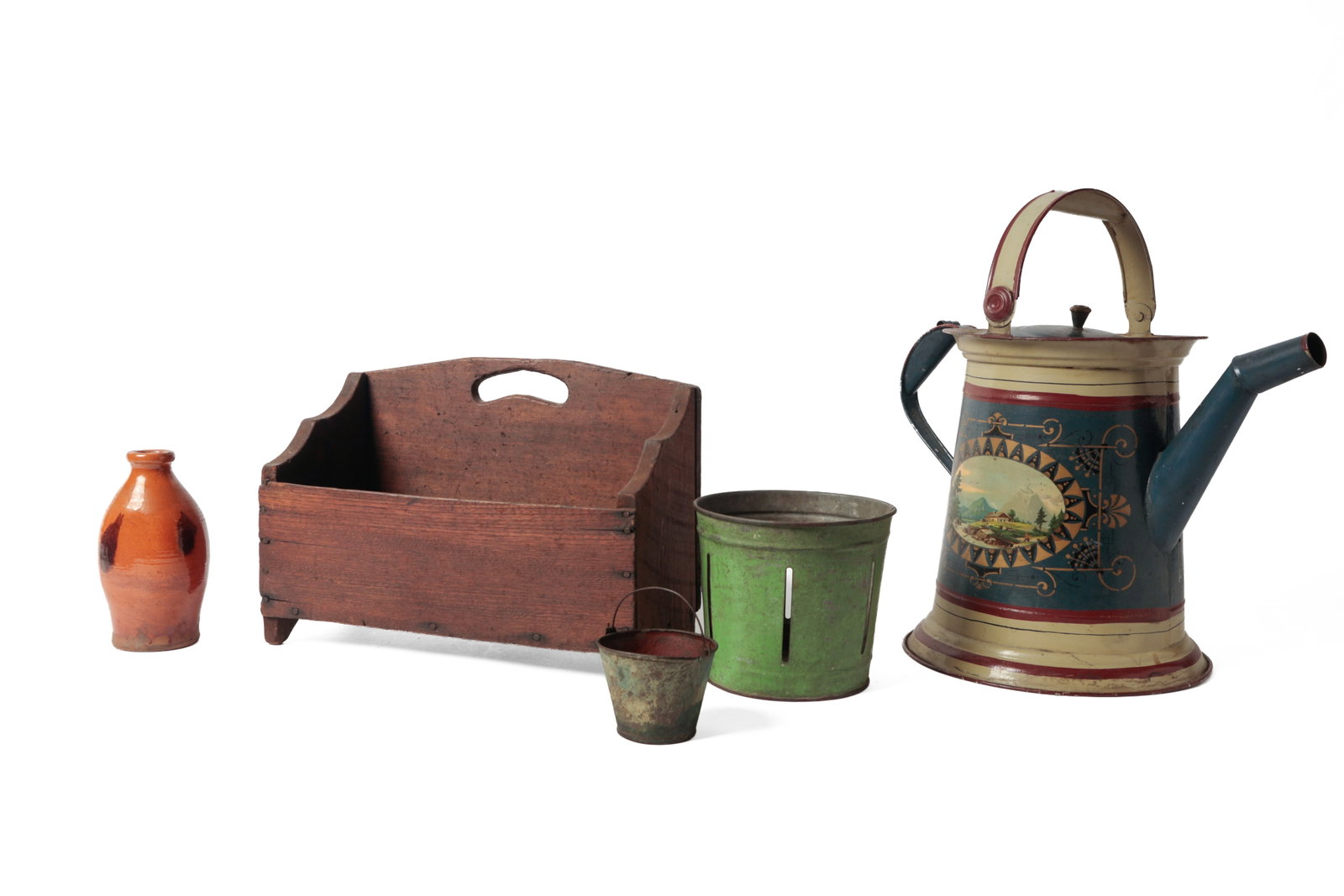 FIVE DECORATIVE ITEMS, INCL. TOLE WATERING CAN. (1 of 20)