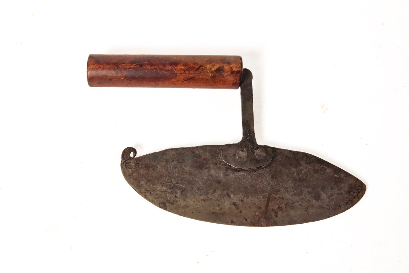 THREE WOOD-HANDLED CHOPPERS. - 4