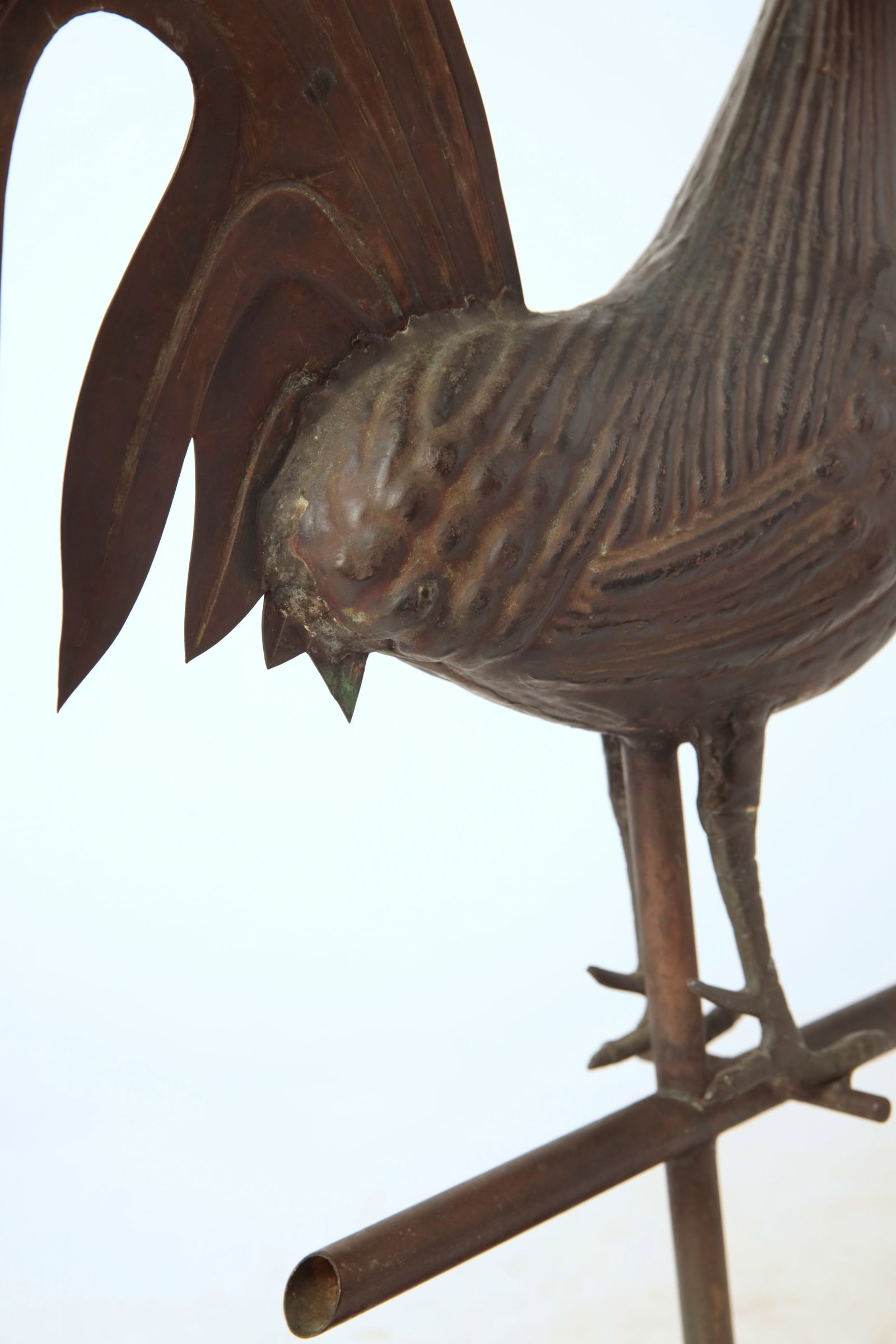 MOLDED COPPER FULL-BODIED ROOSTER WEATHERVANE. - 8