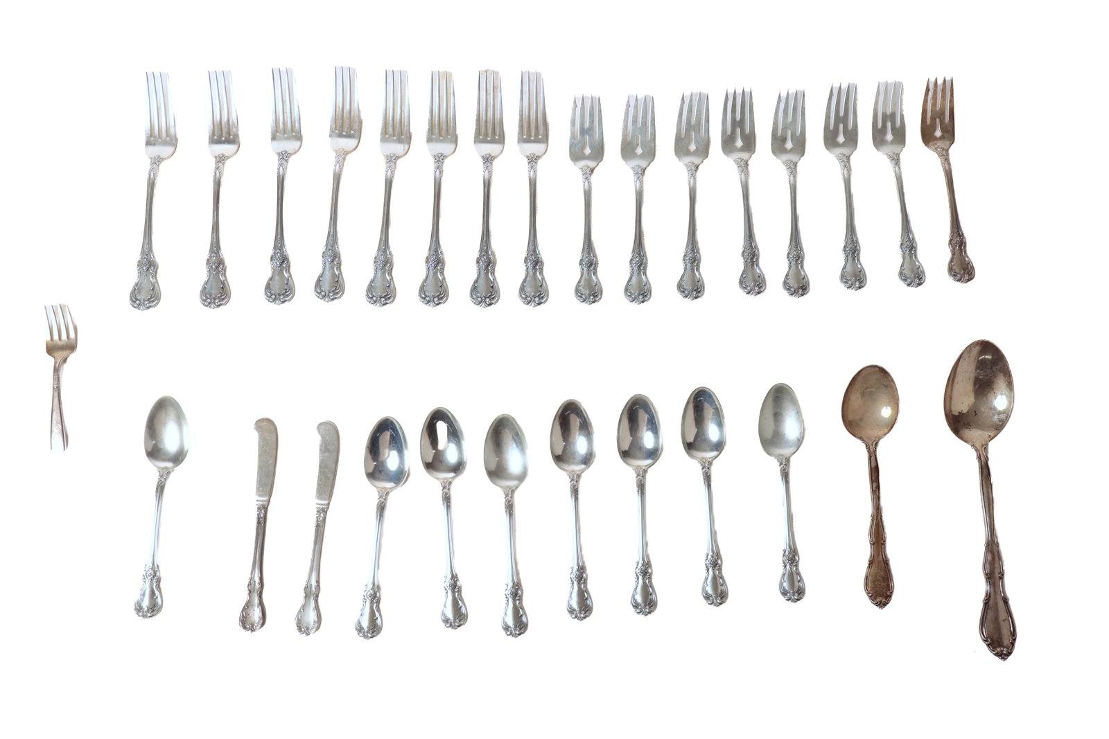 GROUP OF ASSORTED STERLING SILVER FLATWARE. (1 of 5)