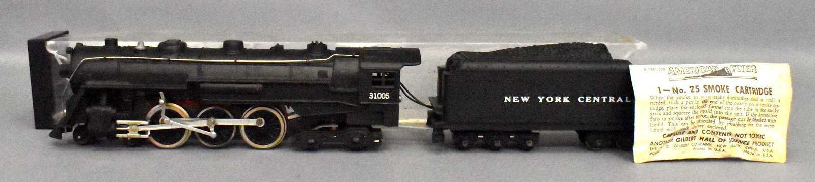 Gilbert American Flyer HO 31005 New York Central Hudson: LLocomotive and tender appear to have been run very little, if at all, C8-9 in a kleer pack that is damaged and has an incorrect end on it for a 33804 TNT car. Also includes an envelope with funnel, p