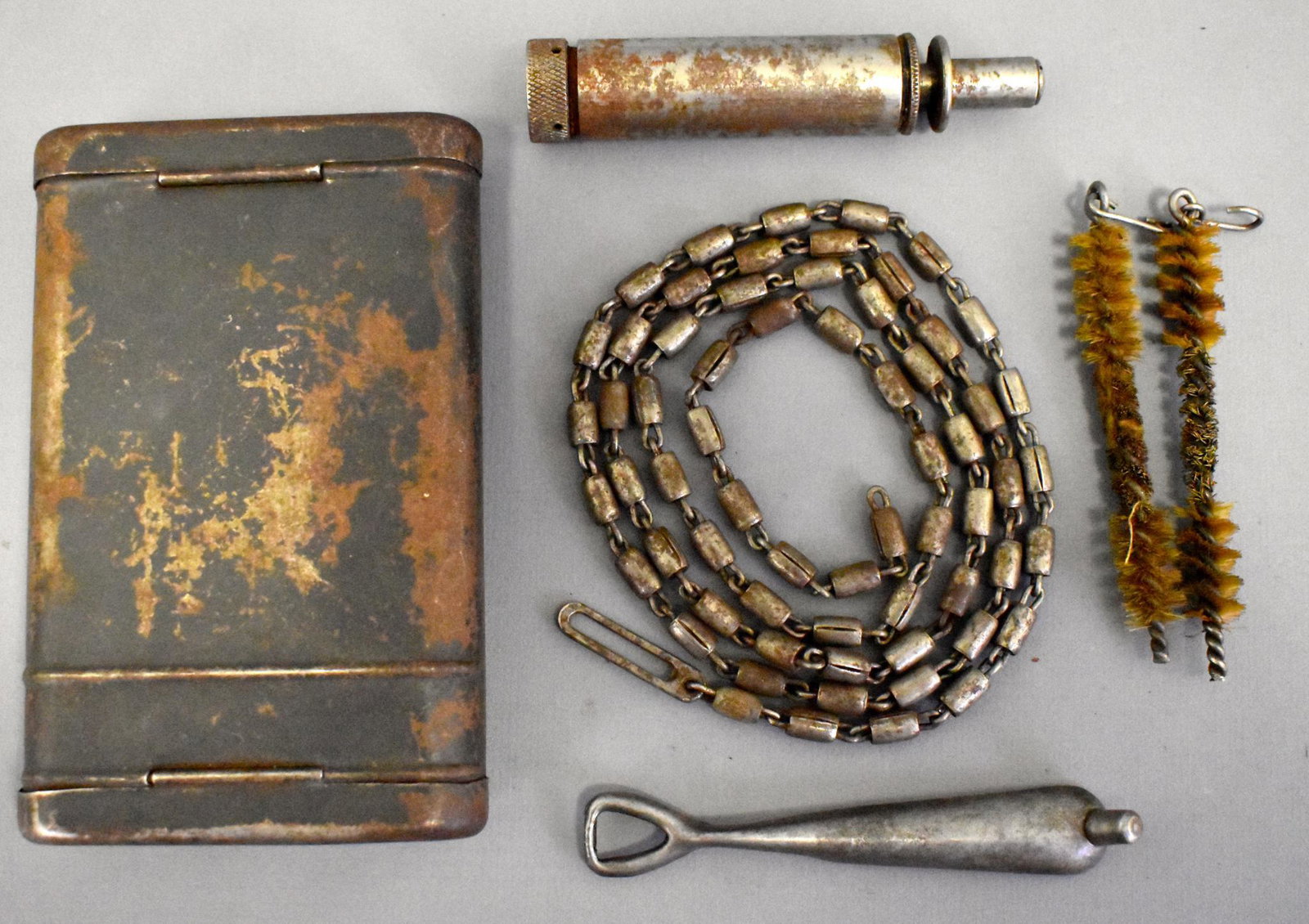 WWII German military Mauser k98 rifle cleaning kit: WWII German military Mauser k98 rifle cleaning kit. Marked CNX complete contents.