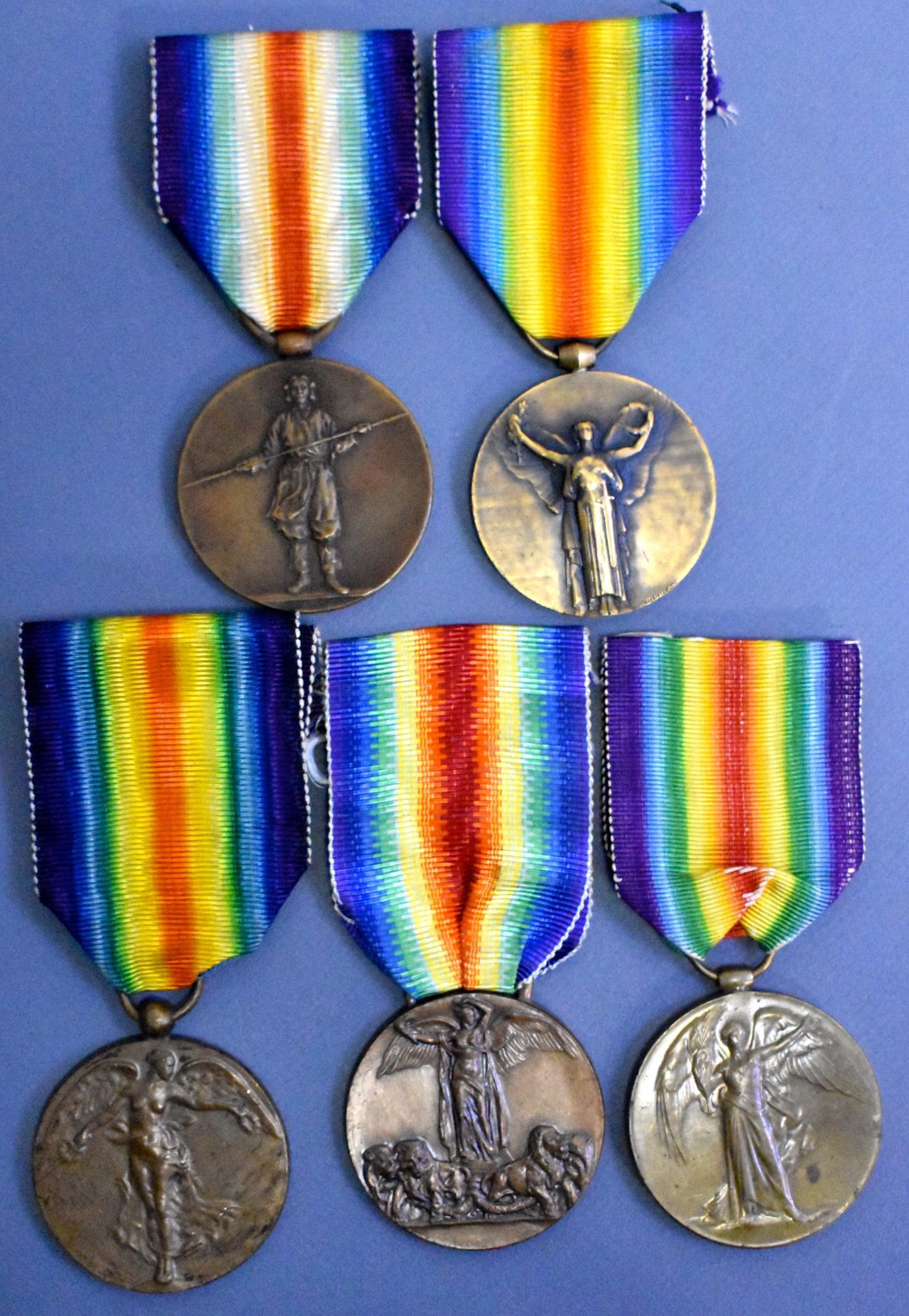 Groupof five WWI foreign Victory medals Japan France (1 of 5)
