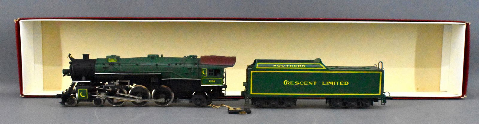 Rivarossi HO Southern Pacific 4-6-2 steam locomotive in: Rivarossi HO Southern Pacific 4-6-2 steam locomotive in original box, stock number 1285. Locomotive and tender are unrun and C9-10 in an excellent original box that is missing the insert and paperwork