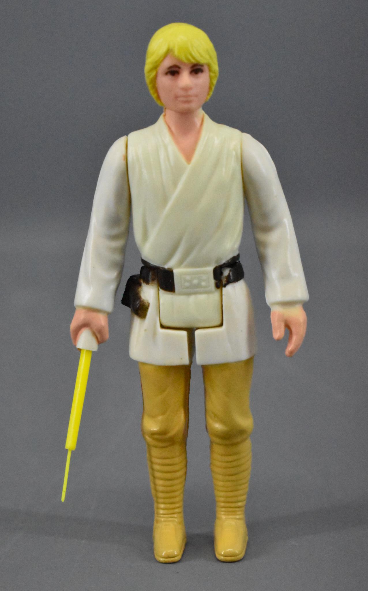 Original Kenner Star Wars 3.75" Luke Skywalker HK loose: Original Kenner Star Wars 3.75" Luke Skywalker HK loose, in excellent to near mint condition with original light saber.