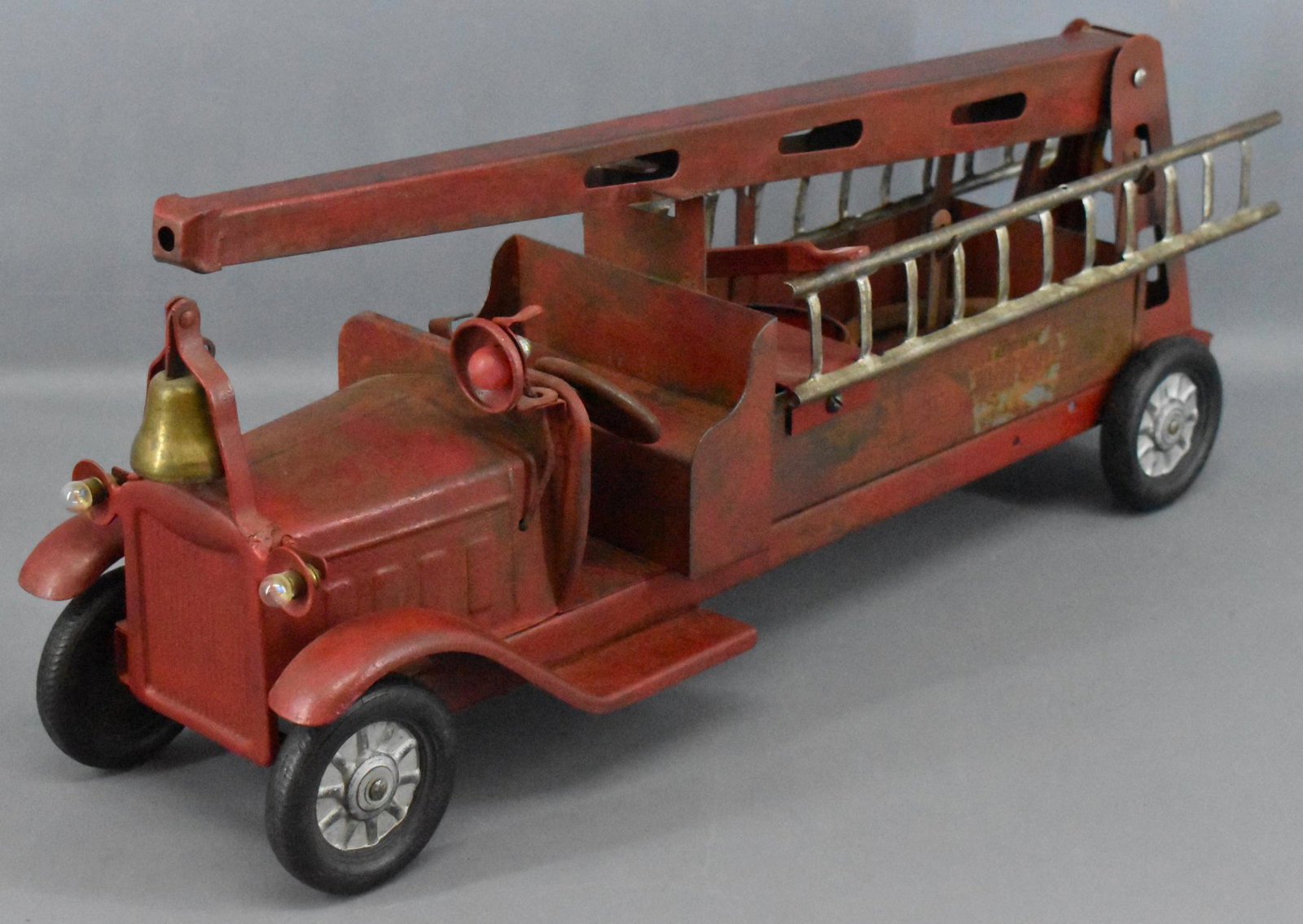 1920's Keystone pressed steel Fire water Tower pumper: 1920's Keystone pressed steel Fire water Tower pumper truck. Truck looks nice but has had some repainting done a long time ago. It appears to be complete except for the rubber hose that would have all