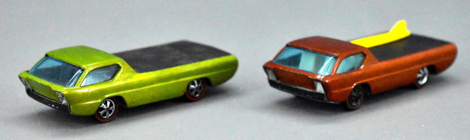 Two Redline Hot Wheels HK Deora: Two Redline Hot Wheels HK Deora to include antifreeze and one orange, both nice but only one board between the two.