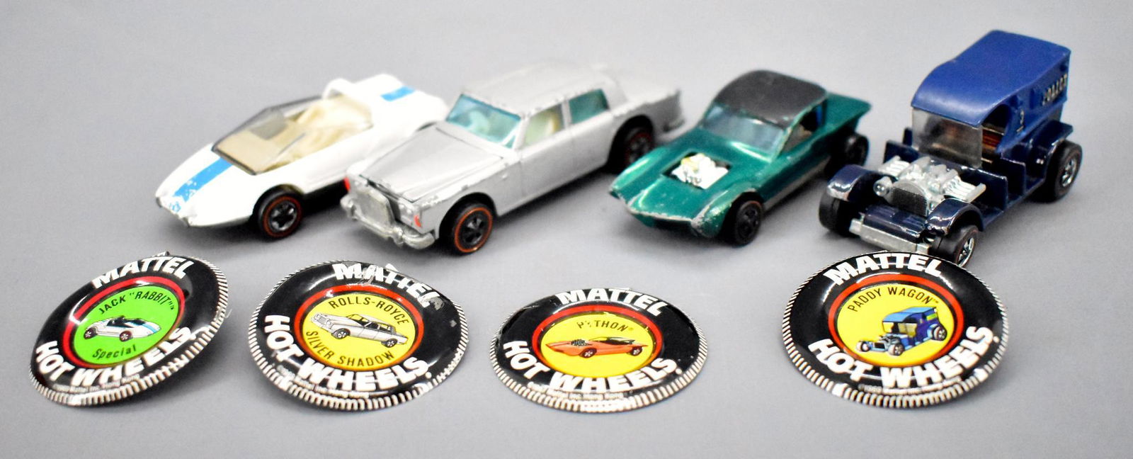 Four Redline Hot Wheels with original buttons (1 of 12)