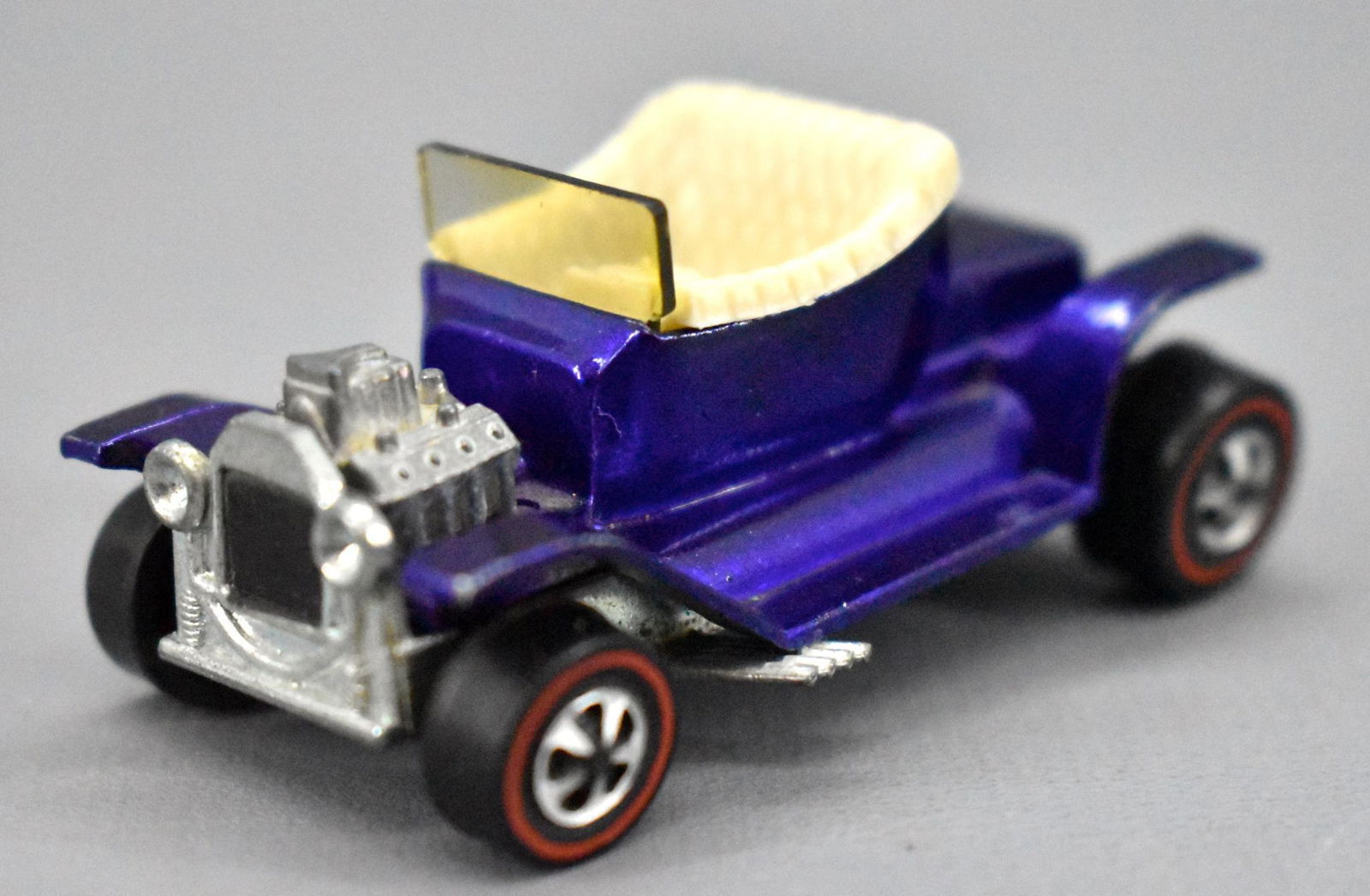 Redline Hot Wheels purple US Hot Heap (1 of 7)