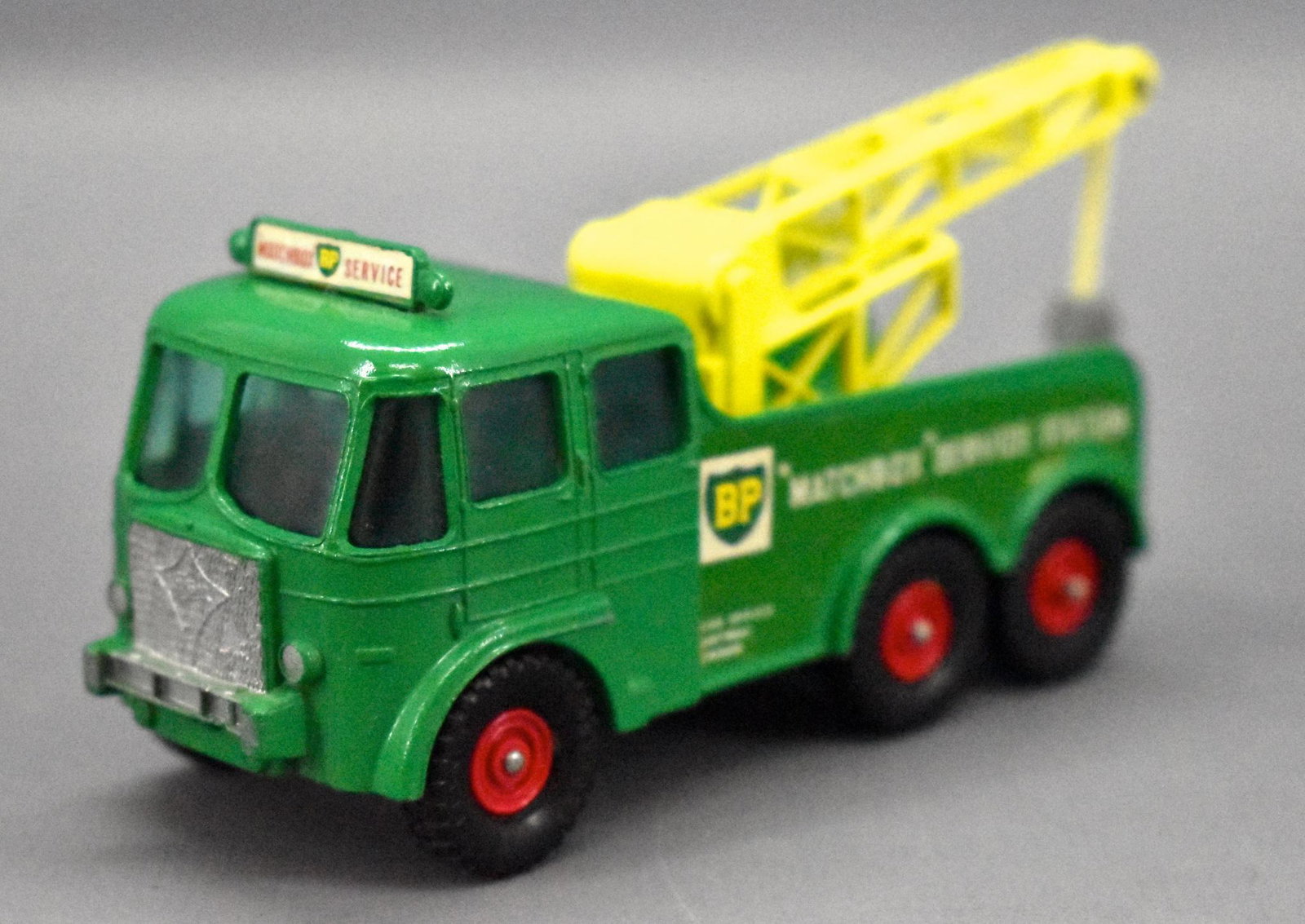 Vintage Matchbox King Size No. 12 BP Foden breakdown: Vintage Matchbox King Size No. 12 BP Foden breakdown tractor, extremely nice and clean, near mint.
