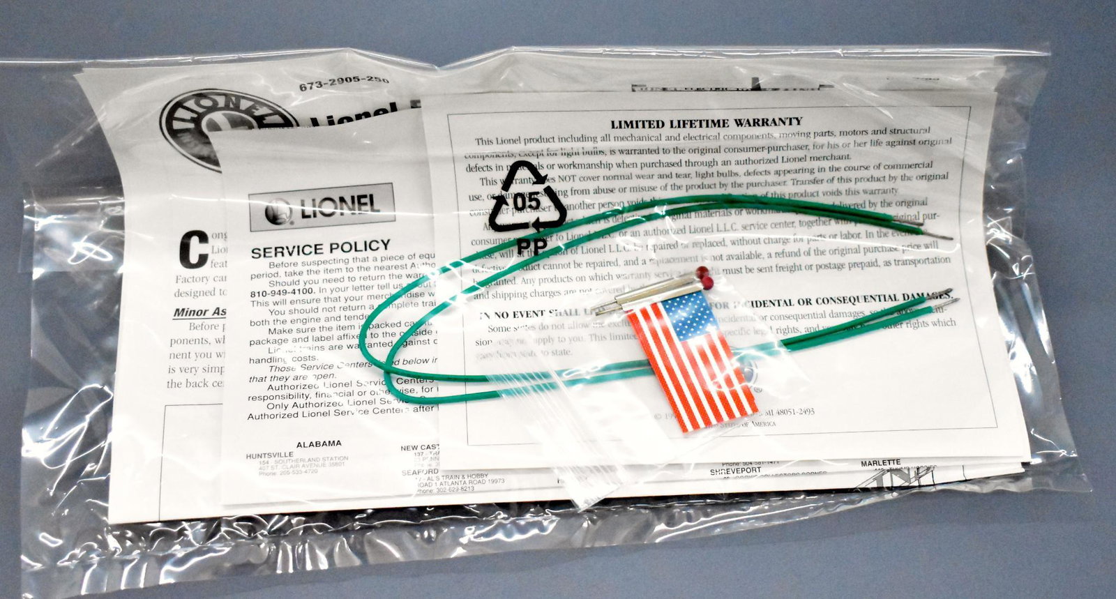 Unused Lionel modern era O 32905 Irvington factory in: Unused Lionel modern era O 32905 Irvington factory in original box, the outer carton is gone and the original box has some wear but the factory inside has never been unwrapped, a magnificent piece of 