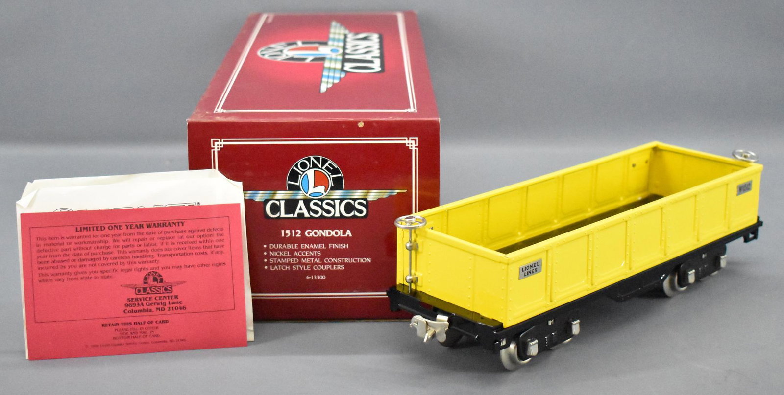Lionel Classics standard gauge 1512 yellow gondola in: Lionel Classics standard gauge 1512 yellow gondola in original box. Car is unrun and C9 in a very good original box.