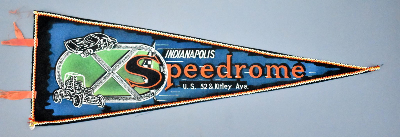 Vintage Indianapolis Speedrome cloth pennant: Indianapolis Speedrome cloth pennant, not certain of the age of this pennant but US 52 is not what the road is called in these days. Could be from the 60's or 70's, measures 26 1/2" long with 2 1/2" t