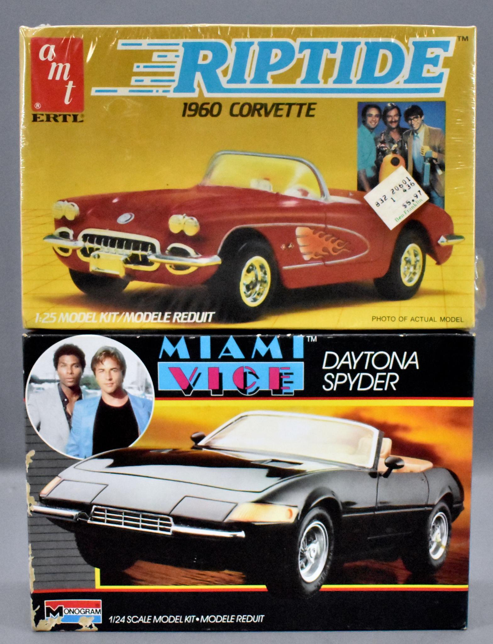Unbuilt Miami Vice Daytona Spyder and Riptide 1960: Unbuilt Miami Vice 1/24 Daytona Spyder and 1/25 Riptide 1960 Corvette model kits. The Spyder is opened but complete with no work started, the Corvette is factory sealed.