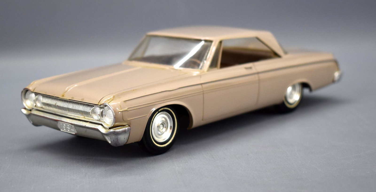 Jo-Han 1964 Dodge Polara dealer friction promo car: Johan 1964 Dodge Polara dealer friction promo car in correct factory color. Car is in excellent condition but does have minor box rubs on the roof.