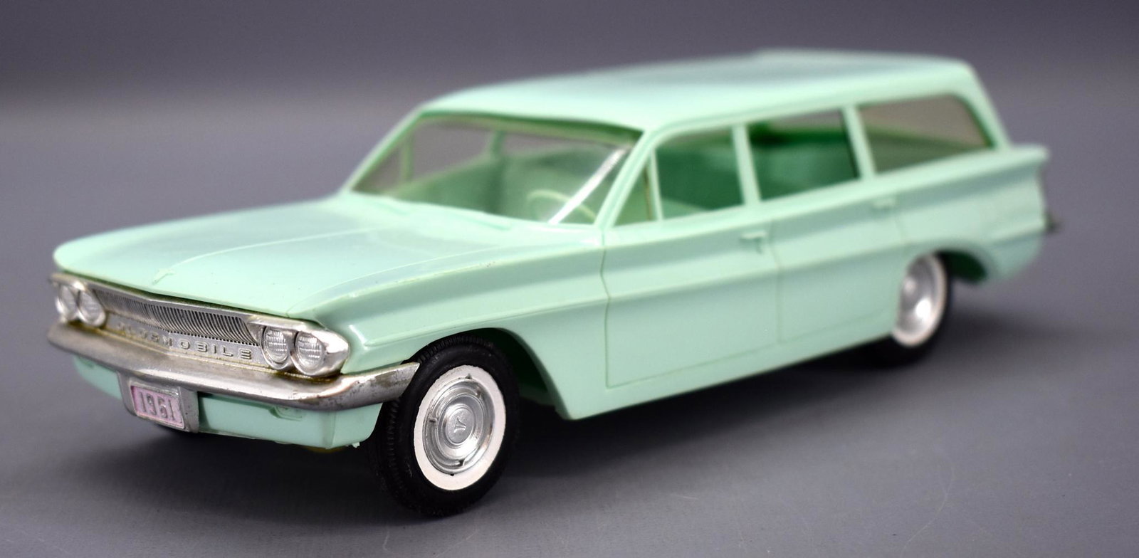Johan 1961 Oldsmobile F85 dealer promo car: Johan 1961 Oldsmobile F85 dealer promo car. Car is in good condition but has warping and shrinkage.