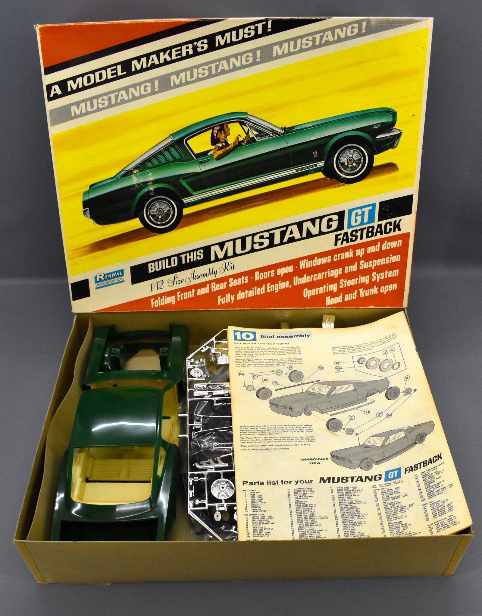 Unbuilt Renwal Build this Mustang GT Fastback 126:898: Unbuilt Renwal Build this Mustang GT Fastback 126:898 1/16 scale model kit. Kit looks complete with most parts on sprues, includes original instruction sheet and pin striping sheet. The drivers side "