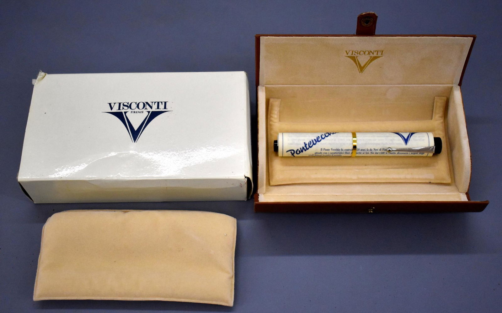 Visconti Pontevecchio fountain pen in original box: Visconti Pontevecchio fountain pen in original box Silver Granite. The pen has been used but is excellent to near mint condition on the exterior that has some green oxidation at the base of the nib th