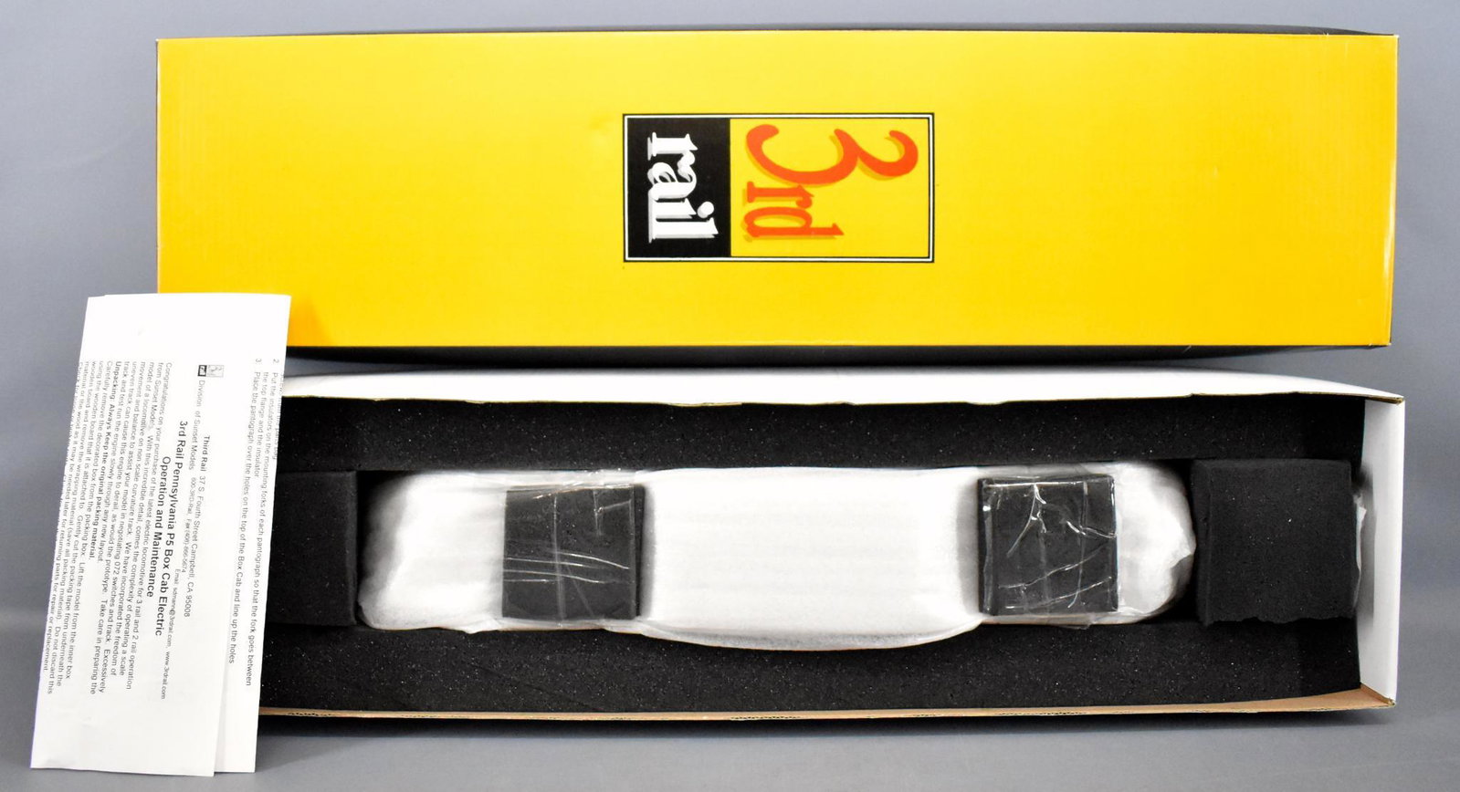 Sunset 3rd Rail 3-rail O scale brass Pennsylvania P5: Sunset 3rd Rail 3-rail O scale brass Pennsylvania P5 box cab electric in original box, cab #4722. Purchased new from 3rd rail and never unwrapped, C9-10 in an excellent original box with original pape