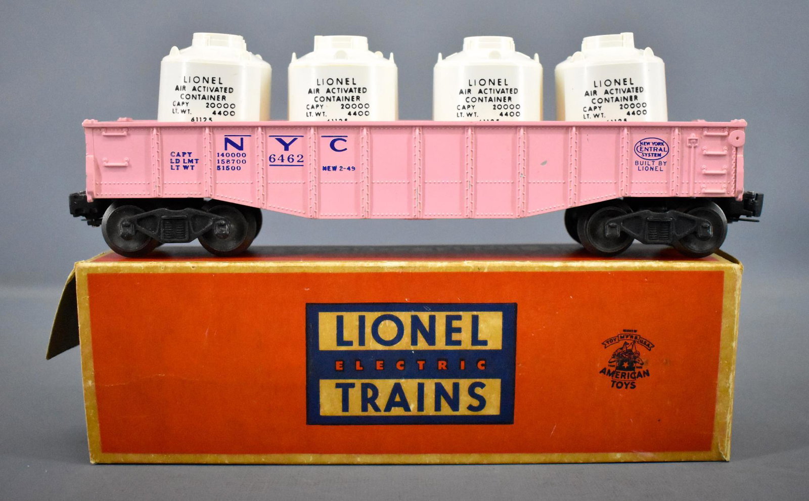 Lionel postwar O 6462-500 girls set canister car in: Lionel postwar O 6462-500 girls set canister car in original box, car shows light run time and is very clean but has a few small scratches on one side only. The original box is missing three flaps fro