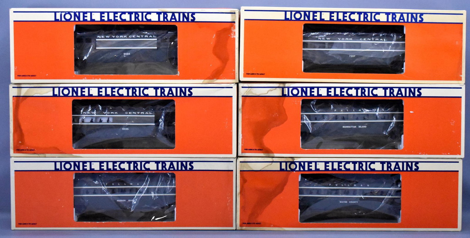 Lionel modern era O New York Central smoothside: Lionel modern era O New York Central smoothside passenger car set in original boxes. Includes 9594 baggage, 9595 combo, 9596 passenger, 9597 passenger, 9598 observation and 7207 dining car, unrun C8-9