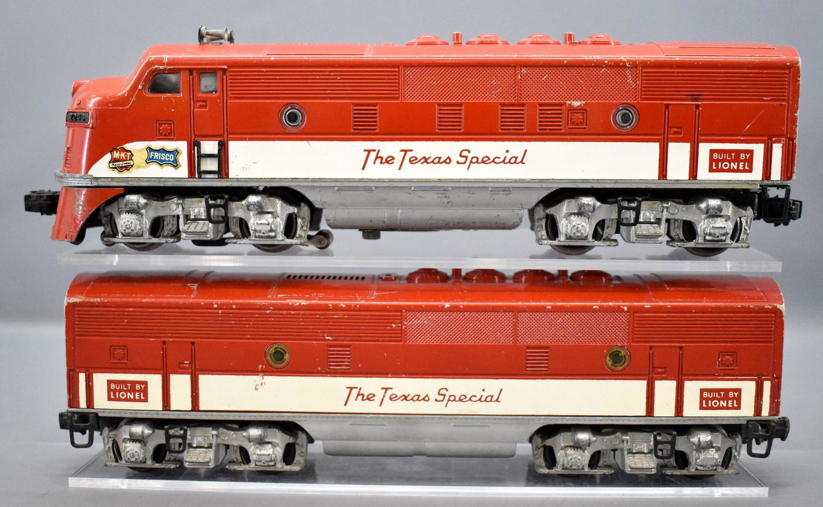 Lionel postwar O gauge 2245 MKT Texas Special F3 AB set: Lionel postwar O gauge 2245 MKT Texas Special F3 AB set, show heavy run time and are C5 with no battery damage.