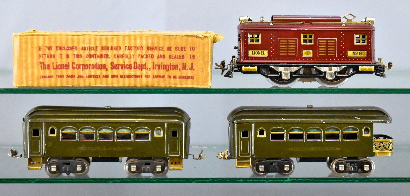 Lionel prewar standard gauge Maroon No 8 box cab: Lionel prewar standard gauge Maroon No 8 box cab electric with 35 36 passenger cars locomotive with MEW replacement wheels plus 35 Pullman and 36 observation cars, C6-7. Comes with a rough box that ha