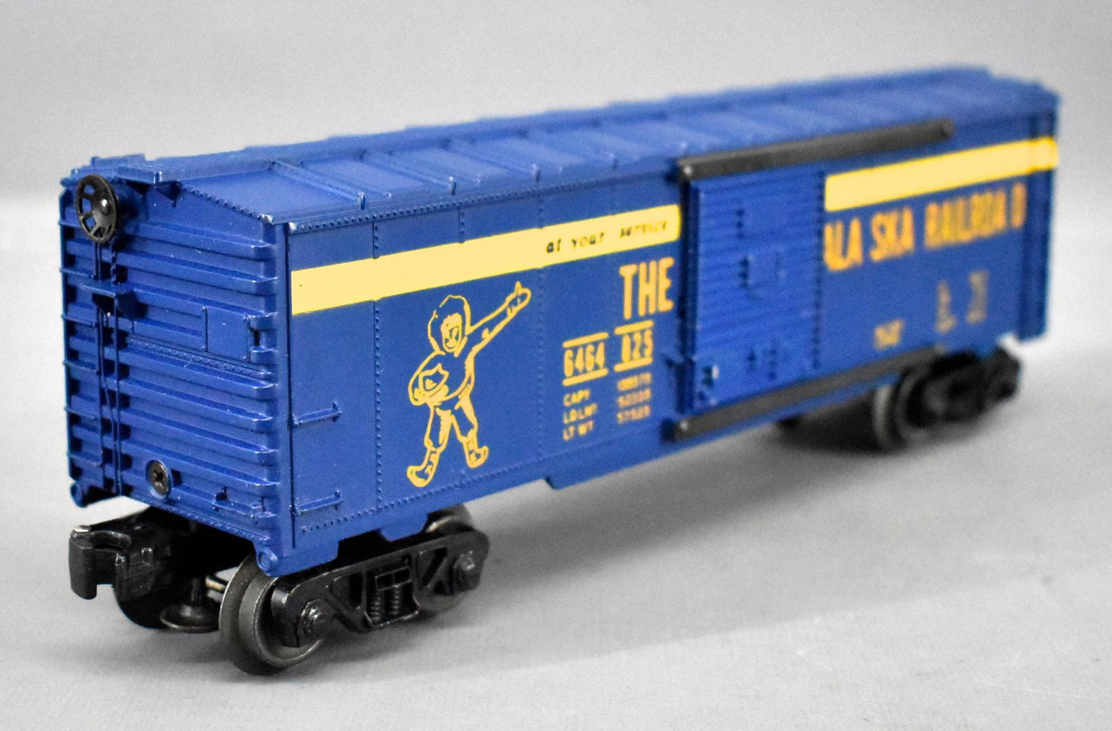 Unrun Lionel postwar O 6464-825 Alaska box car: Unrun Lionel postwar O 6464-825 Alaska type III box car, C7-8.