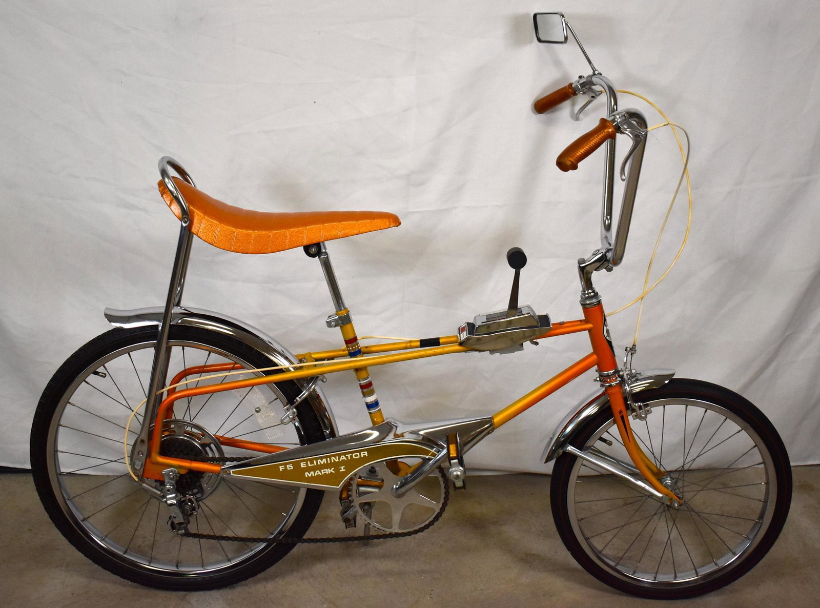 Vintage original Murray F5 Eliminator Mark I muscle: Vintage original Murray F5 Eliminator Mark I muscle bike / bicycle, 16" tire in front and a 20" in the back, very clean with some paint chips as seen in the photos but NEVER RESTORED, nice looking cha