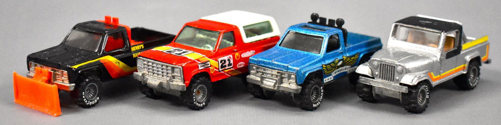Four Hot Wheels Real Riders American trucks: Four Hot Wheels Real Riders American trucks, all in very good to excellent condition as seen in the photos.