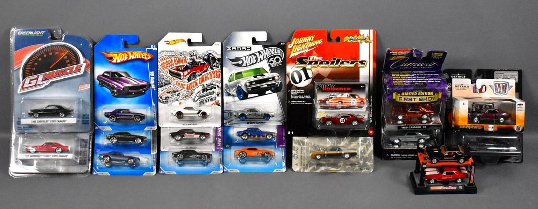 Great group of various 1/64 die cast Camaros in: Great group of various 1/64 die cast Camaros in original packages, 19 cars in all by Hot Wheels, Greenlight, Details, Playing Mantis Johnny Lightning and Racing Champions as seen in the photos.