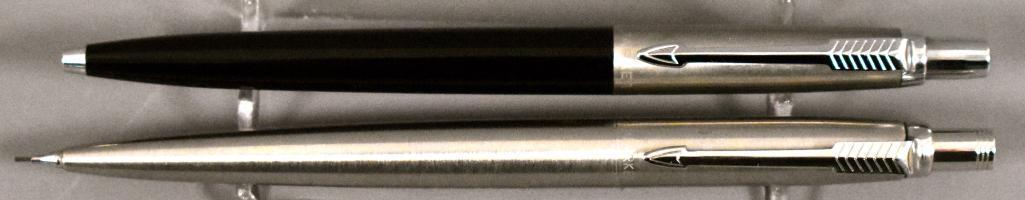 Parker Jotter pen & pencil: Parker Jotter pen & pencil. This pen and pencil set has been used at some point and may or may not be missing internal parts as we do not have any knowledge of the internal working parts of founta