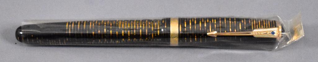 Parker Vacumatic, New Old Stock: Parker Vacumatic, New Old Stock. This pen has been used at some point and may or may not be missing internal parts as we do not have any knowledge of the internal working parts of fountain pens. It do
