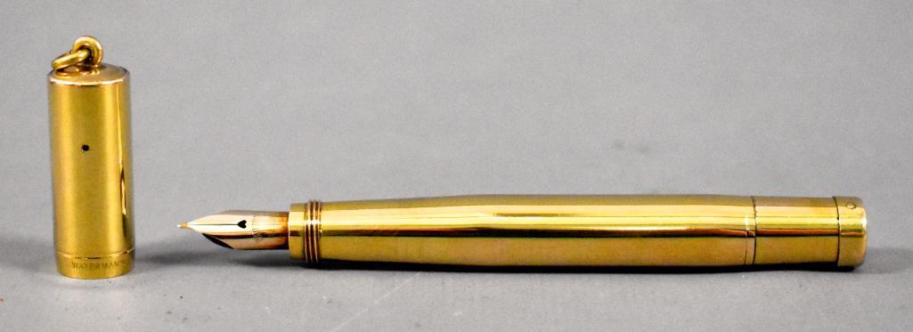 Waterman 0542 1/2V: Waterman 0542 1/2V. This pen has been used at some point and may or may not be missing internal parts as we do not have any knowledge of the internal working parts of fountain pens. It does appear to 