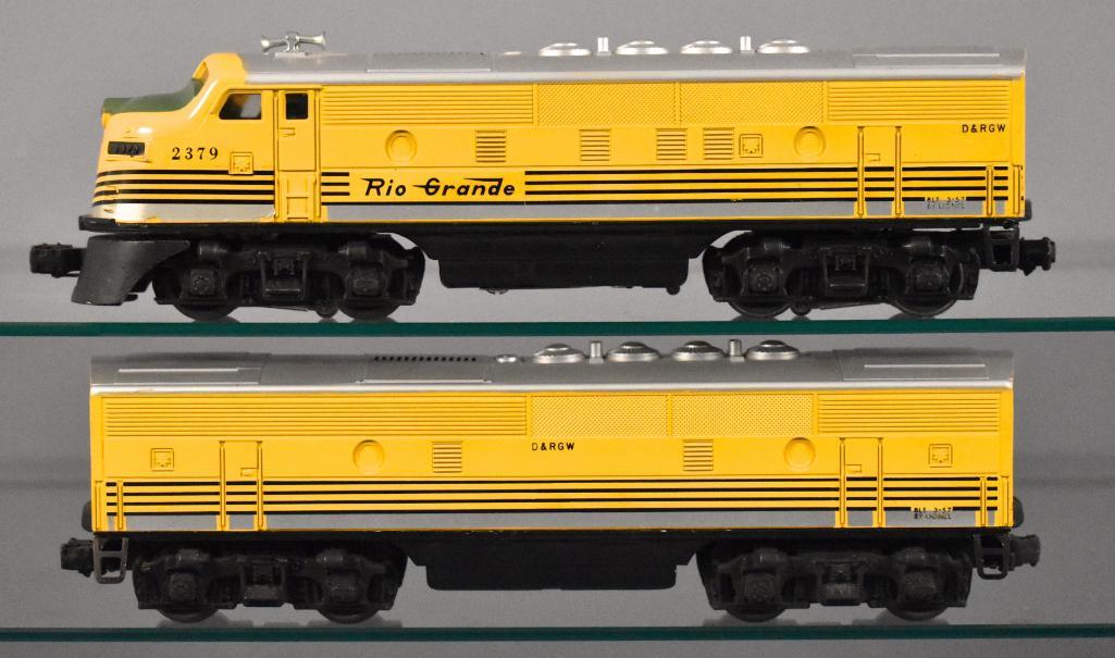 Lionel postwar O 2379 Rio Grande F-3 AB set: Lionel postwar O 2379 Rio Grande F-3 AB set, C7, no battery damage, very clean.